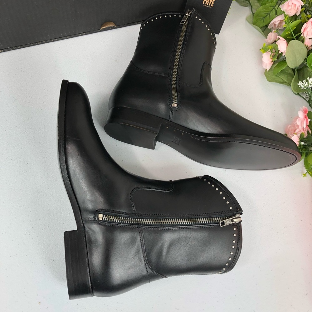 Frye Melissa stud short boots black size 8.5 (A16) - Picture 3 of 8